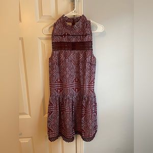 NWOT Lulu’s sleeveless, lace dress